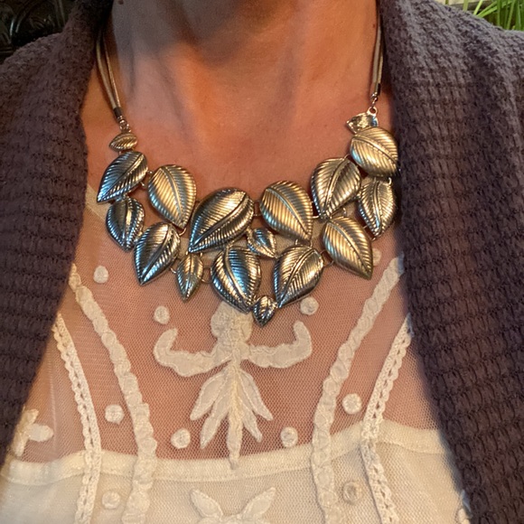 Necklace - Picture 3 of 3